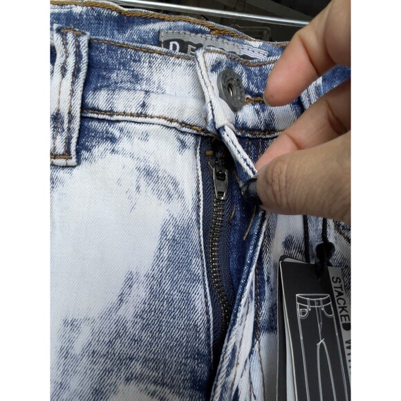 Decibel Stacked With Gusset Jeans Patched Distressed Ice Wash Denim Men’s 30x35 - Picture 16 of 16